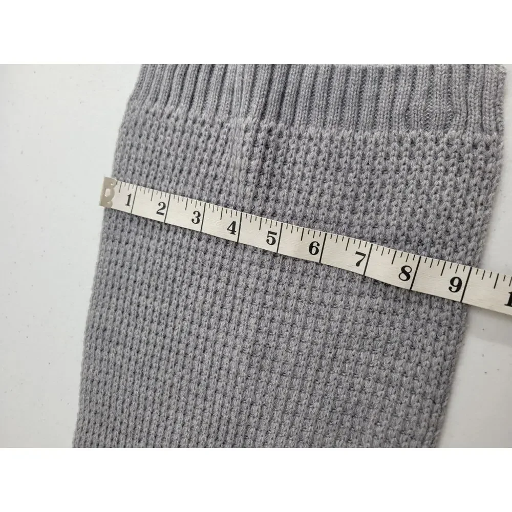 Calvin Klein Gray Soft Waffle Knit Soft Designer Neck Warmer Scarf Womens 65